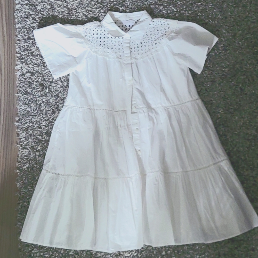 Zara White Cotton Ruffle Buttown Down Dress. Size 10.